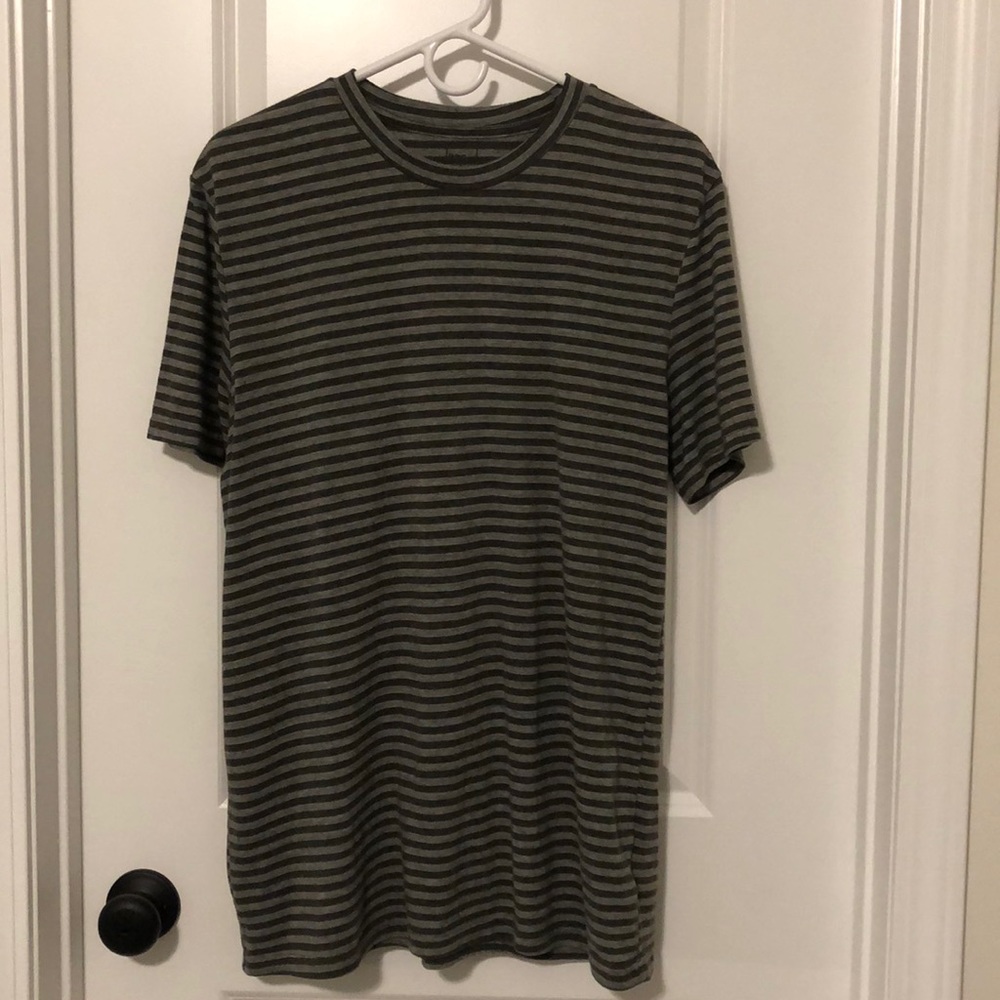 BDG Triblend SS Striped shirt Size XL